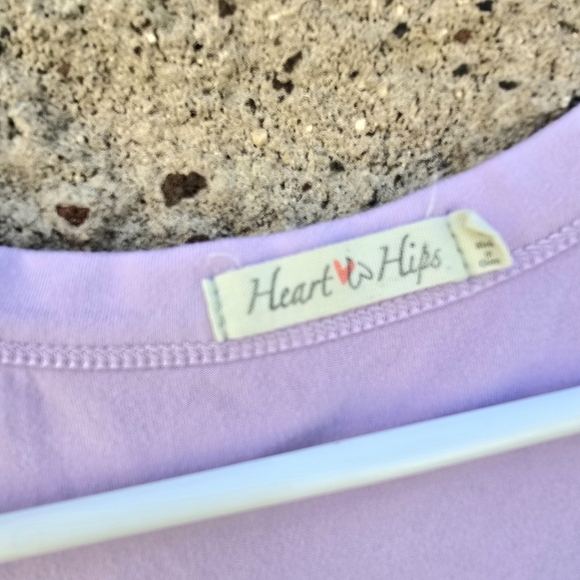 Women's Lilac Heart Hips Sleeveless Midi Dress - Picture 4 of 15